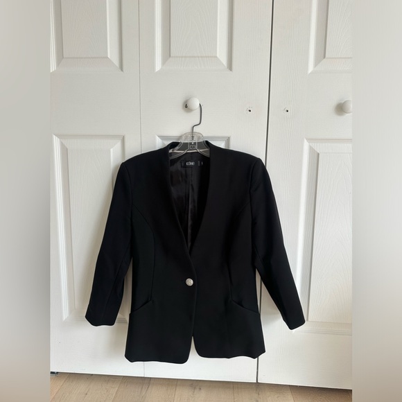 Black blazer - Picture 3 of 6